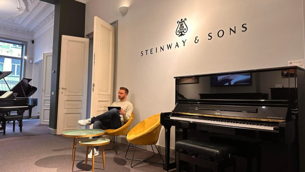 Pianos_Maene1